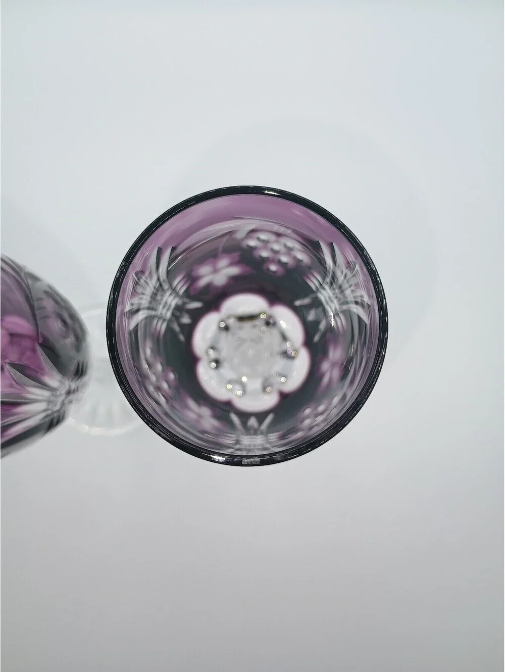 Ajka Marsala cut-to-clear amethyst crystal champagne flutes 8-1/2inches Tall